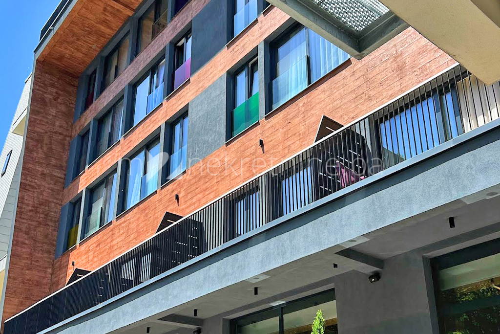 Bjelašnica / trosoban apartman 60 m2 / Phoenix